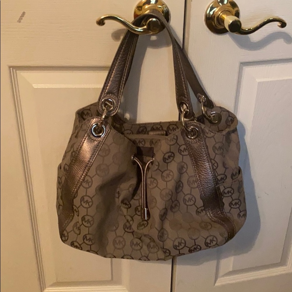 Michael Kors Sachtel